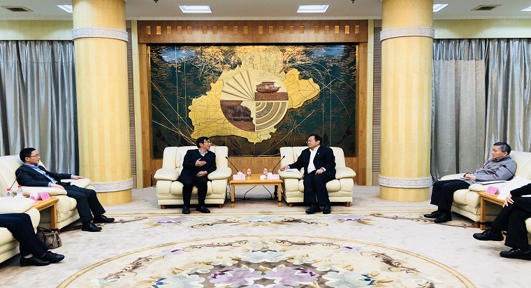 張兵會(huì)見長(zhǎng)虹集團(tuán)黨委書記、董事長(zhǎng)趙勇一行